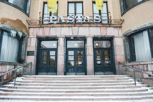 Imamasi gelbėti Kauno centrinį paštą: ketinama skelbti kultūros paminklu