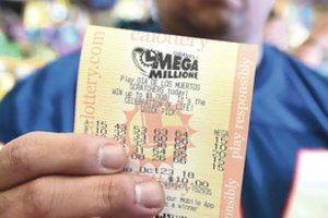 Rekordinis aukso puodas: anonimas loterijoje laimėjo 1,5 milijardo dolerių