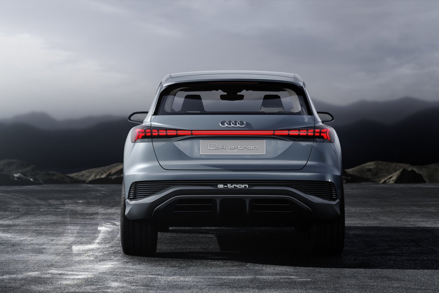 „Audi Q4 e-tron“ serijinė gamyba prasidės 2020 metų pabaigoje. <br> Gamintojo nuotr.