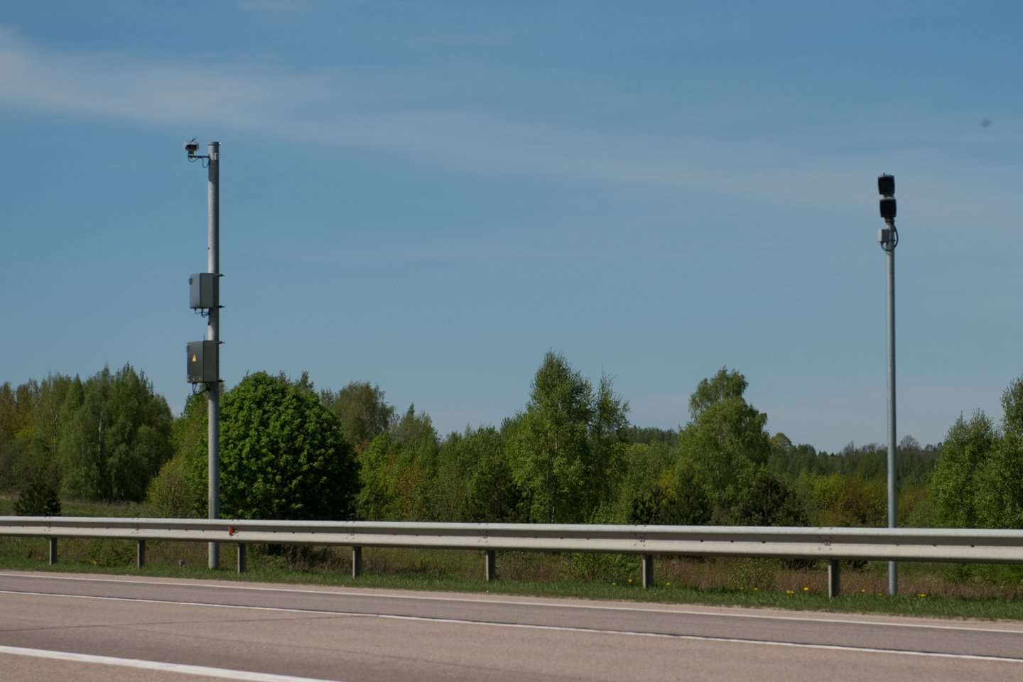 Lietuvos keliuose šįmet atsiras 70 naujų stacionarių greičio matuoklių ir 50 vidutinio greičio matuoklių.<br>D.Umbraso nuotr.