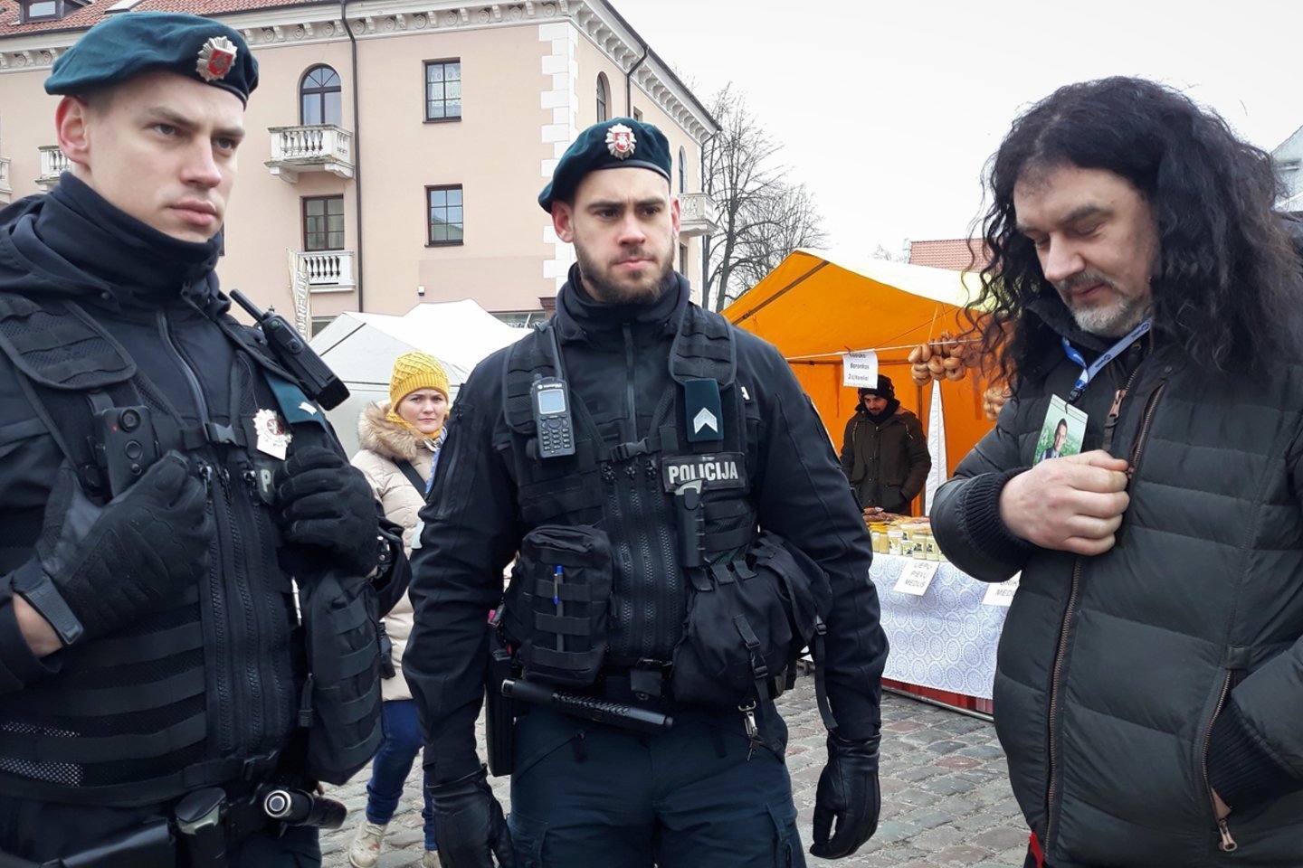  A.Juozaičio komandos narių veiksmai sekmadienį Klaipėdoje neliko nepastebėti policijos pareigūnų.