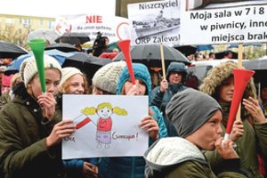 Lenkijos pedagogai neketina sudėti rankų: žadamas didžiulis streikas