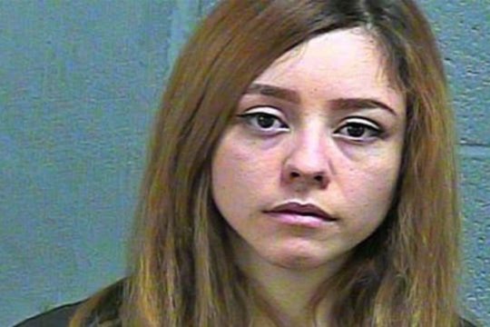 Mokyklos sekretorei – kaltinimai pedofilija: užmezgė romaną su 12-mečiu