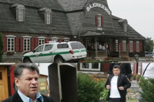 Dviejų verslininkų kare ginklais tapo juodoji magija: viską nurodinėjo burtininkė