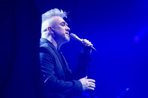 Kai muzika tampa įvykiu: A. Mamontovas pilnoje „Siemens“ arenoje pristatė išskirtinį albumą