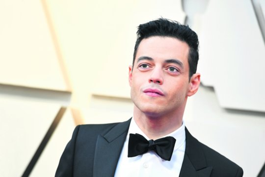  Rami Malekas rengiasi vaidinti bondiadoje 