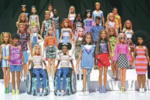 Susižavėjimą ir rietenas kėlusiai Barbei – 60 metų: lėlės istorija sužavės visus