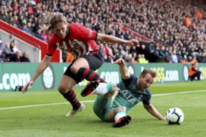 „Tottenham Hotspur“ klubas Anglijoje buksuoja: gavo netikėtą antausį