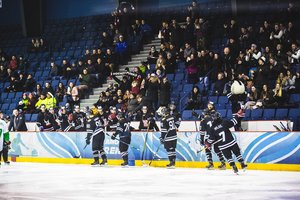 „Hockey Punks“ pirmieji iškopė į Lietuvos ledo ritulio čempionato finalą