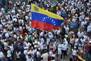 JAV ekspertai: Venesuela prasiskolinusi daugiau kaip 150 mlrd. dolerių