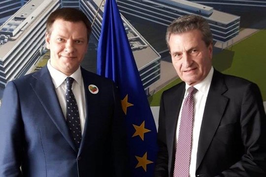 Briuselyje – finansų ministro ir komisaro akistata   