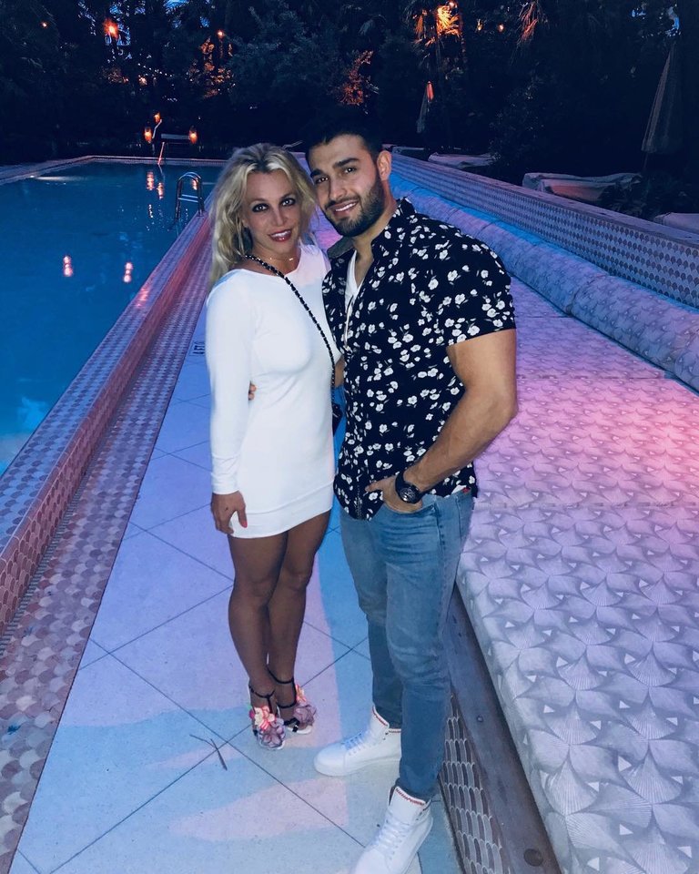 Britney Spears su mylimuoju.<br> Soc. tinklo nuotr.