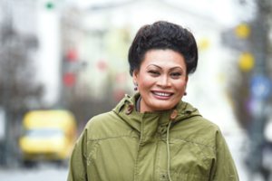 Meilės istorija išgarsėjusi kambodžietė po šeimos dramos žaizdas gydosi Lietuvoje