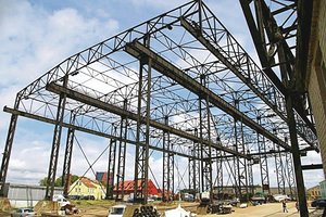 Klaipėdos piliavietėje niekam nereikalingą griozdą įsikibusi saugo valstybė