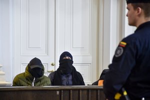 Nuteistuosius iš gultų Pravieniškių pataisos namuose vertė kankinamų vyrų aimanos