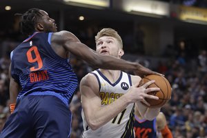 Kovoje su buvusia komanda – įspūdingas D. Sabonio žaidimas ir „Pacers“ pergalė