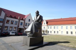 Gyvais atsiminimais siekiama praturtinti Maironio namų Kauno senamiestyje istoriją