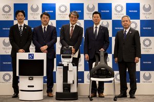 Tokijas pristatė 2020-ųjų olimpiados robotus
