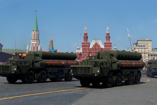 S-400 „Triumf“ raketų sistemos Kaliningrade jau veikia karinės parengties režimu