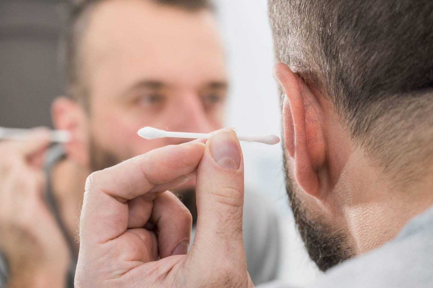   Vyro suprastėjusios sveikatos priežastis buvo ausies infekcija, išsivysčiusi dėl į ją įstrigusio ausų krapštuko dalies.<br> 123rf nuotr.