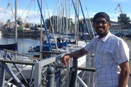 Klaipėdoje magistro diplomą įgijęs indas šokdina universitetą: reikalauja pinigų, vizos ir advokato 