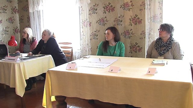 Namus balsavimui užleido Trakų r. gyventojas – kambarį puošia gėlės ir staltiesės