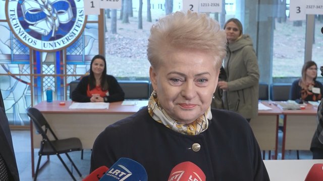 Dalia Grybauskaitė nesikuklino: balsavau už tą, kuris nevagia