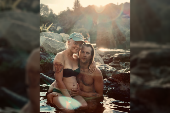 Buvusi „Golden Age“ narė Evelina Meidutė su mylimuoju Mantu laukiasi pirmosios atžalos
