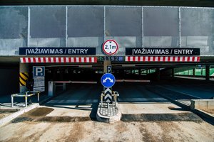 Vilniuje, Santariškėse, atidaryta milžiniška daugiaaukštė stovėjimo aikštelė