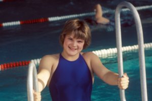 Mirė penkiolikos metų olimpine čempione tapusi plaukikė