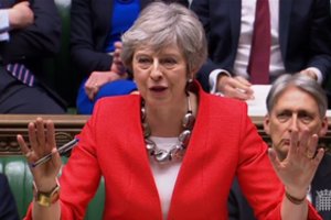 Th. May prieš ES viršūnių susitikimą bando gelbėti „Brexit“ planą