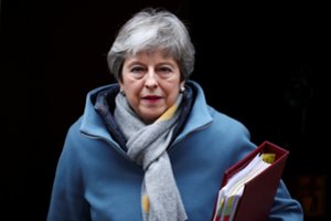 Theresa May prašo nukelti „Brexit“ iki birželio pabaigos