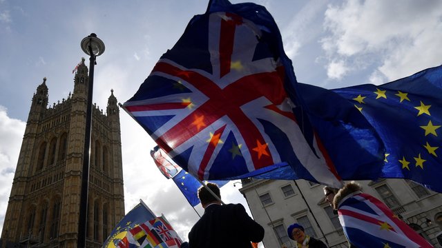 Jungtinė Karalystė prašo atidėti  „Brexit“ iki birželio 30 d.