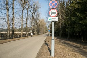 Perspėjimas vairuotojams: sostinėje – ypatingas kelio ženklas dėl gyvūnų