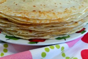 Mama išdavė paslaptį, kaip iškepti plonus lyg nosinaitė lietinius