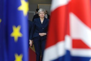 „Brexit“ priešininkai Britanijoje per parą surinko daugiau kaip 1 milijoną parašų