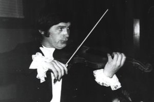 Aleksandras Batovas – koncertmeisteris, kurio nenorėjo įleisti į teatrą