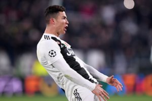 Dėl gesto C. Ronaldo saulaukė bausmės, bet „Juventus“ džiūgauja