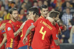 Europos čempionato atranka: pergales šventė ispanai ir italai