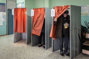 Italijos dešinieji pasiekė svarbią pergalę prieš rinkimus į Europos Parlamentą