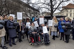 Neįgalių vaikų tėvai pratrūko: panašiai yra tik Rusijoje