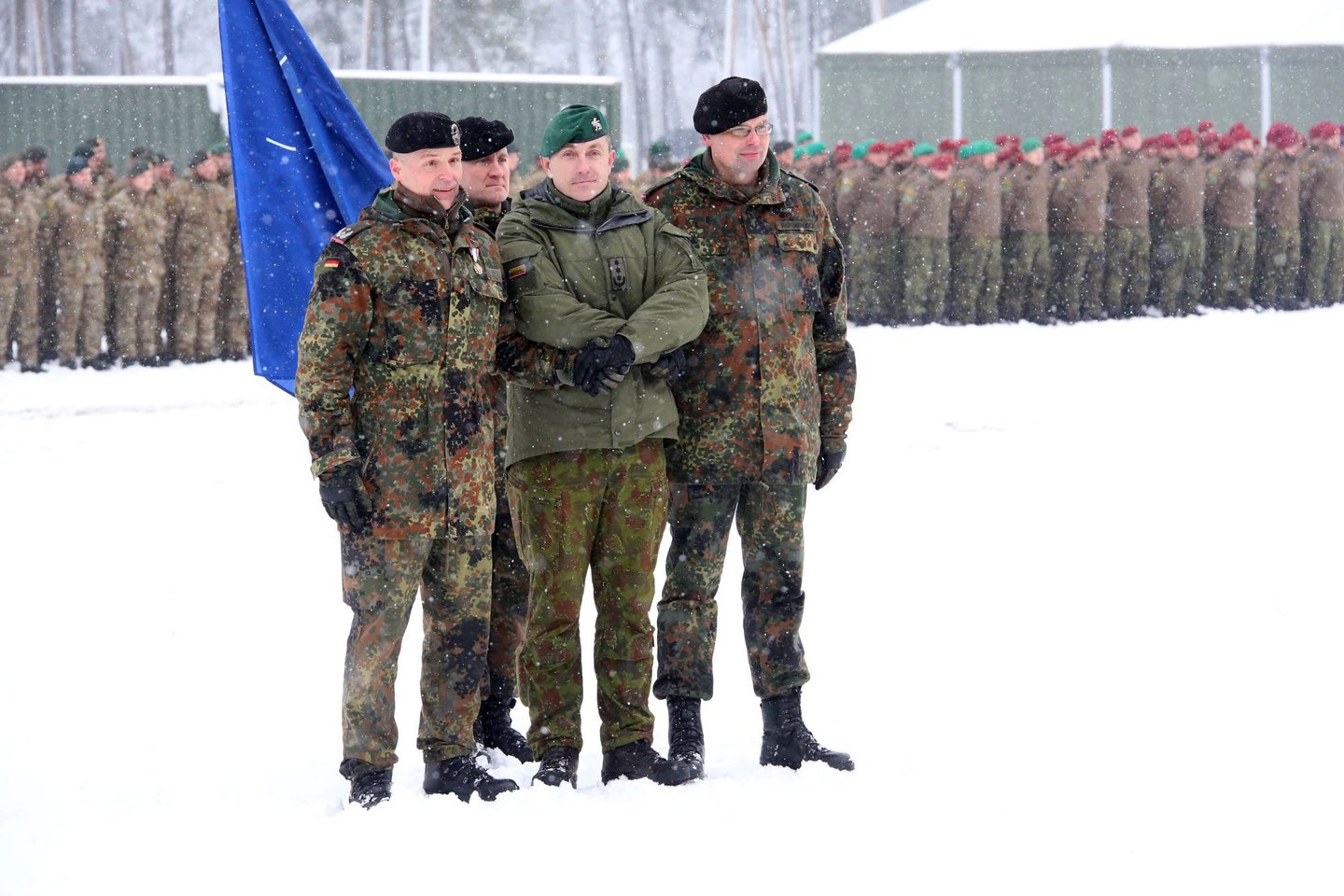 Lietuva prie NATO prisijungė prieš 15 metų.<br>M.Patašiaus nuotr.