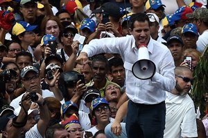 N. Maduro režimas atėmė iš J. Guaido teisę 15 metų dirbti valstybės tarnyboje