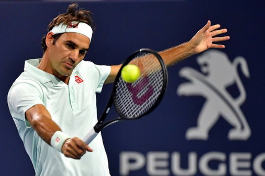 Roger Federeris iškopė į teniso turnyro Majamyje pusfinalį