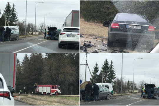 Avarija Pasvalio r.: trys sudaužyti automobiliai 