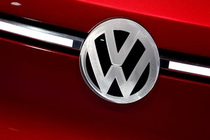 „Volkswagen“ pripažino: esame atsakingi dėl 2 proc. viso pasaulio CO2 taršos