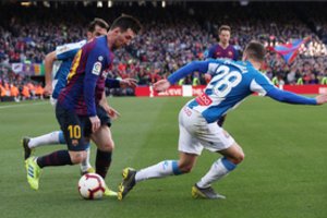 L. Messi du įvarčiai lėmė „Barcelona“ klubo pergalę Katalonijos sostinės klubų derbyje