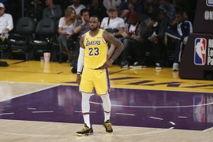 LeBronui Jamesui dėl kirkšnies traumos šis NBA sezonas jau baigėsi