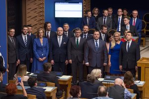 Nepaisant sunkumų formuojant koaliciją, kitą savaitę renkasi naujas estų parlamentas