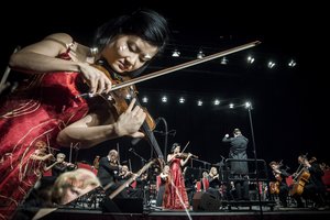 Filharmonijos koncertai  „Compensoje“ įsibėgėjo: salę išbandė japonė